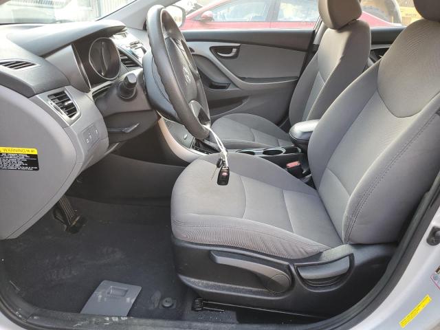 Photo 6 VIN: 5NPDH4AEXGH749784 - HYUNDAI ELANTRA 