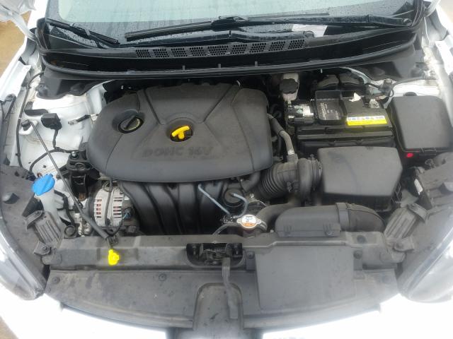 Photo 6 VIN: 5NPDH4AEXGH752202 - HYUNDAI ELANTRA SE 