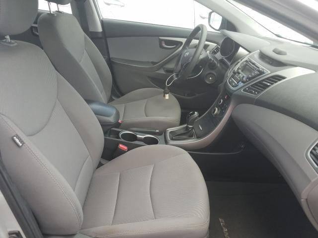 Photo 4 VIN: 5NPDH4AEXGH766388 - HYUNDAI ELANTRA 