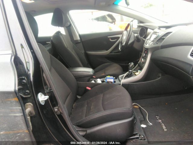 Photo 4 VIN: 5NPDH4AEXGH776645 - HYUNDAI ELANTRA 