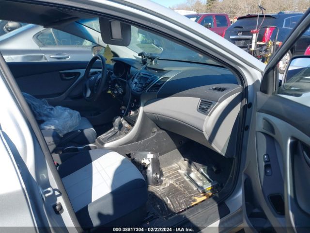 Photo 4 VIN: 5NPDH4AEXGH793915 - HYUNDAI ELANTRA 