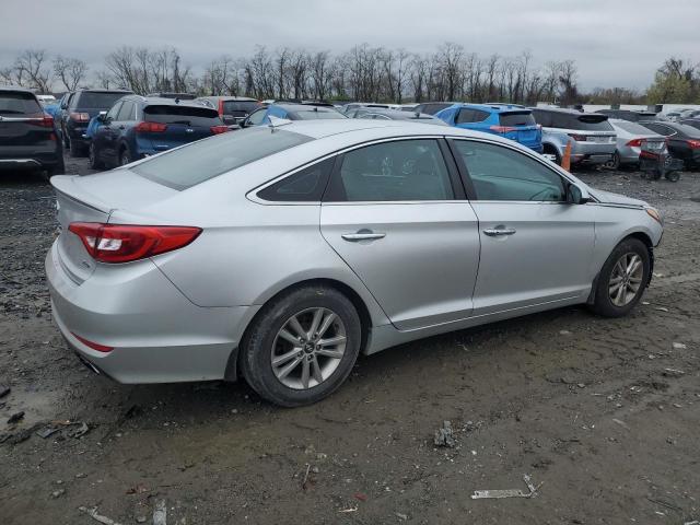 Photo 2 VIN: 5NPE24AA0HH440619 - HYUNDAI SONATA 