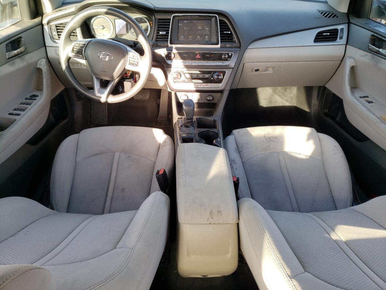 Photo 7 VIN: 5NPE24AA0KH802701 - HYUNDAI SONATA 