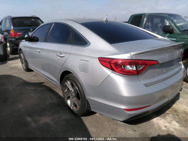 Photo 2 VIN: 5NPE24AA1FH130928 - HYUNDAI SONATA 