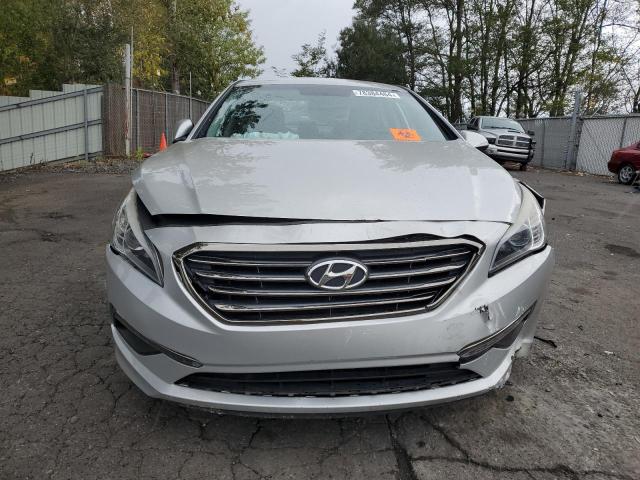 Photo 4 VIN: 5NPE24AA1FH131352 - HYUNDAI SONATA ECO 