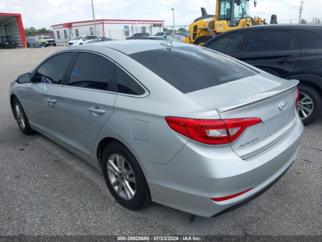 Photo 2 VIN: 5NPE24AA1HH510810 - HYUNDAI SONATA 