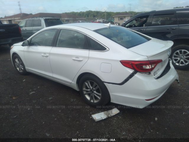 Photo 2 VIN: 5NPE24AA1HH528692 - HYUNDAI SONATA 