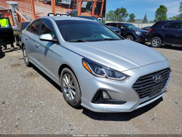 Photo 2 VIN: 5NPE24AA2JH670071 - HYUNDAI SONATA 