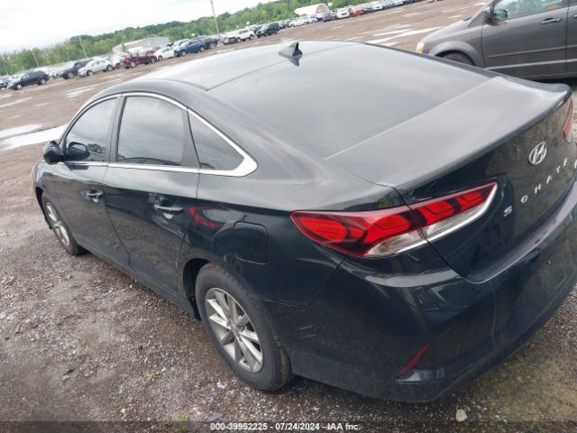 Photo 2 VIN: 5NPE24AA2JH682365 - HYUNDAI SONATA 