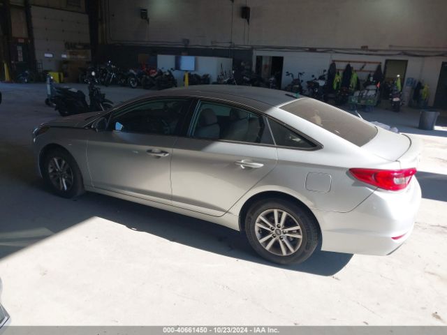 Photo 2 VIN: 5NPE24AA3FH139291 - HYUNDAI SONATA 