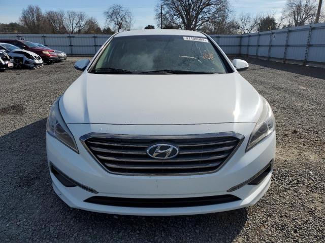 Photo 4 VIN: 5NPE24AA3FH145737 - HYUNDAI SONATA 