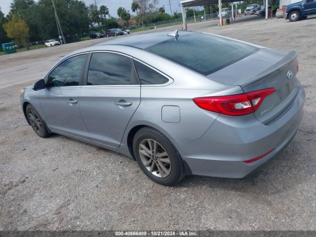 Photo 2 VIN: 5NPE24AA3FH152896 - HYUNDAI SONATA 