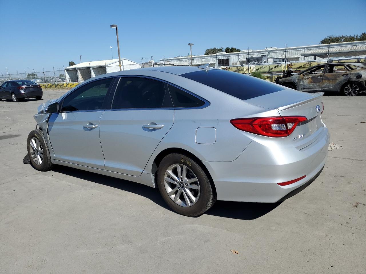 Photo 1 VIN: 5NPE24AA3GH350959 - HYUNDAI SONATA 