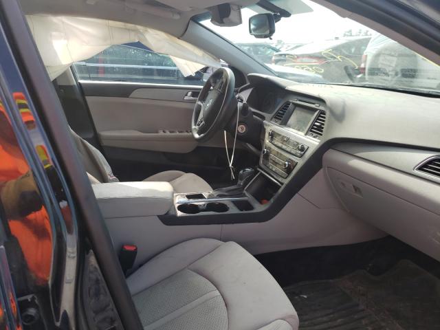 Photo 4 VIN: 5NPE24AA3HH440520 - HYUNDAI SONATA ECO 