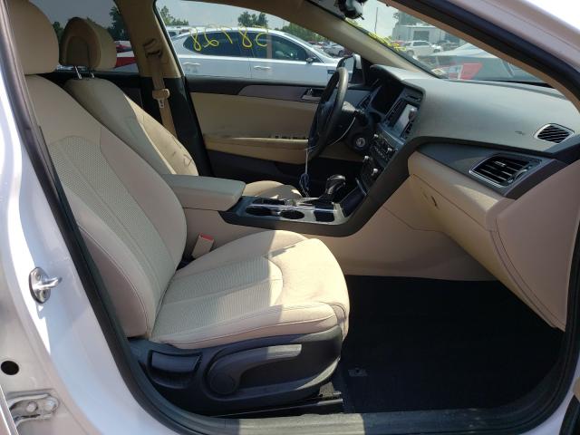 Photo 4 VIN: 5NPE24AA3HH457317 - HYUNDAI SONATA ECO 