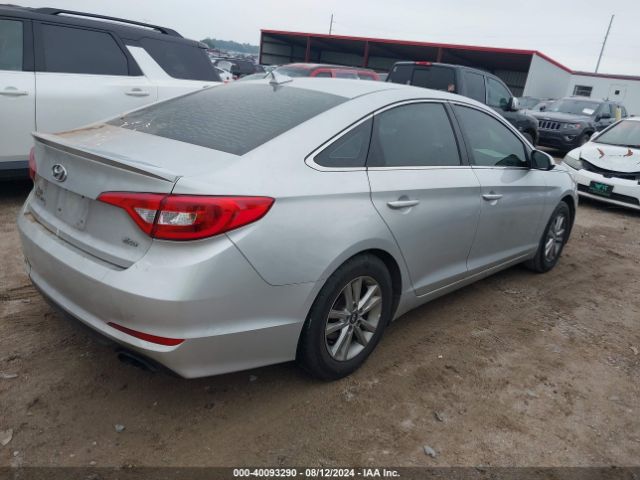 Photo 3 VIN: 5NPE24AA3HH495551 - HYUNDAI SONATA 