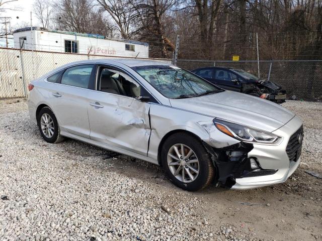 Photo 3 VIN: 5NPE24AA3JH701800 - HYUNDAI SONATA ECO 