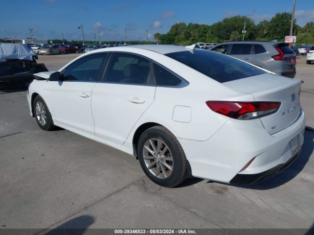 Photo 2 VIN: 5NPE24AA3JH713798 - HYUNDAI SONATA 