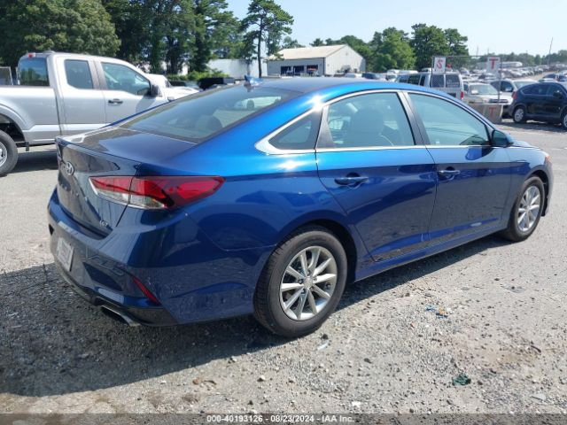 Photo 3 VIN: 5NPE24AA5JH702169 - HYUNDAI SONATA 