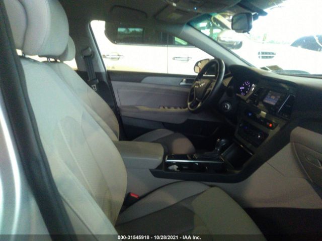 Photo 4 VIN: 5NPE24AA6FH128530 - HYUNDAI SONATA 