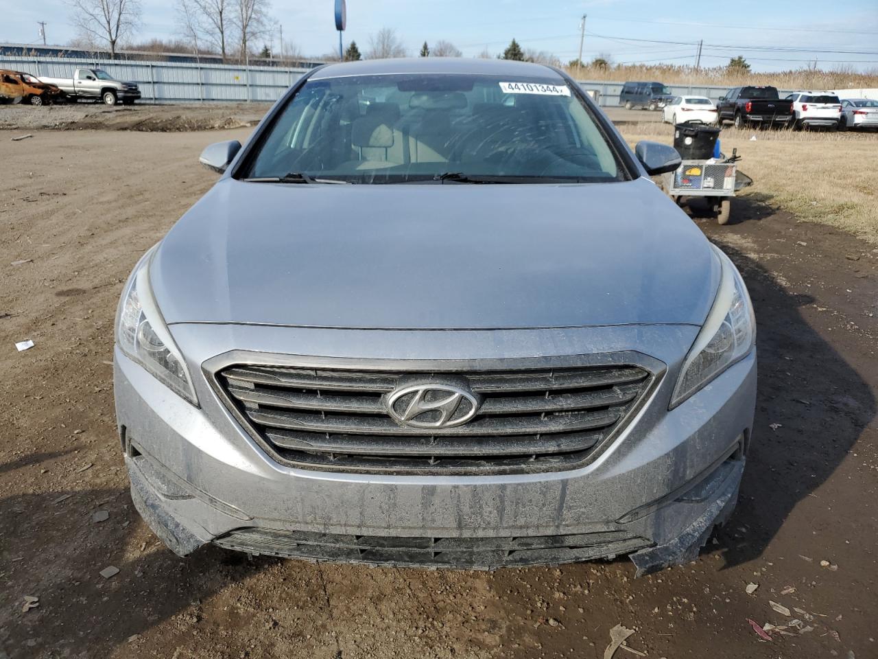 Photo 4 VIN: 5NPE24AA8FH181875 - HYUNDAI SONATA 