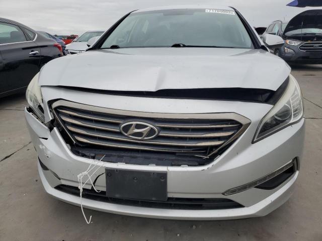 Photo 4 VIN: 5NPE24AA8FH189247 - HYUNDAI SONATA ECO 