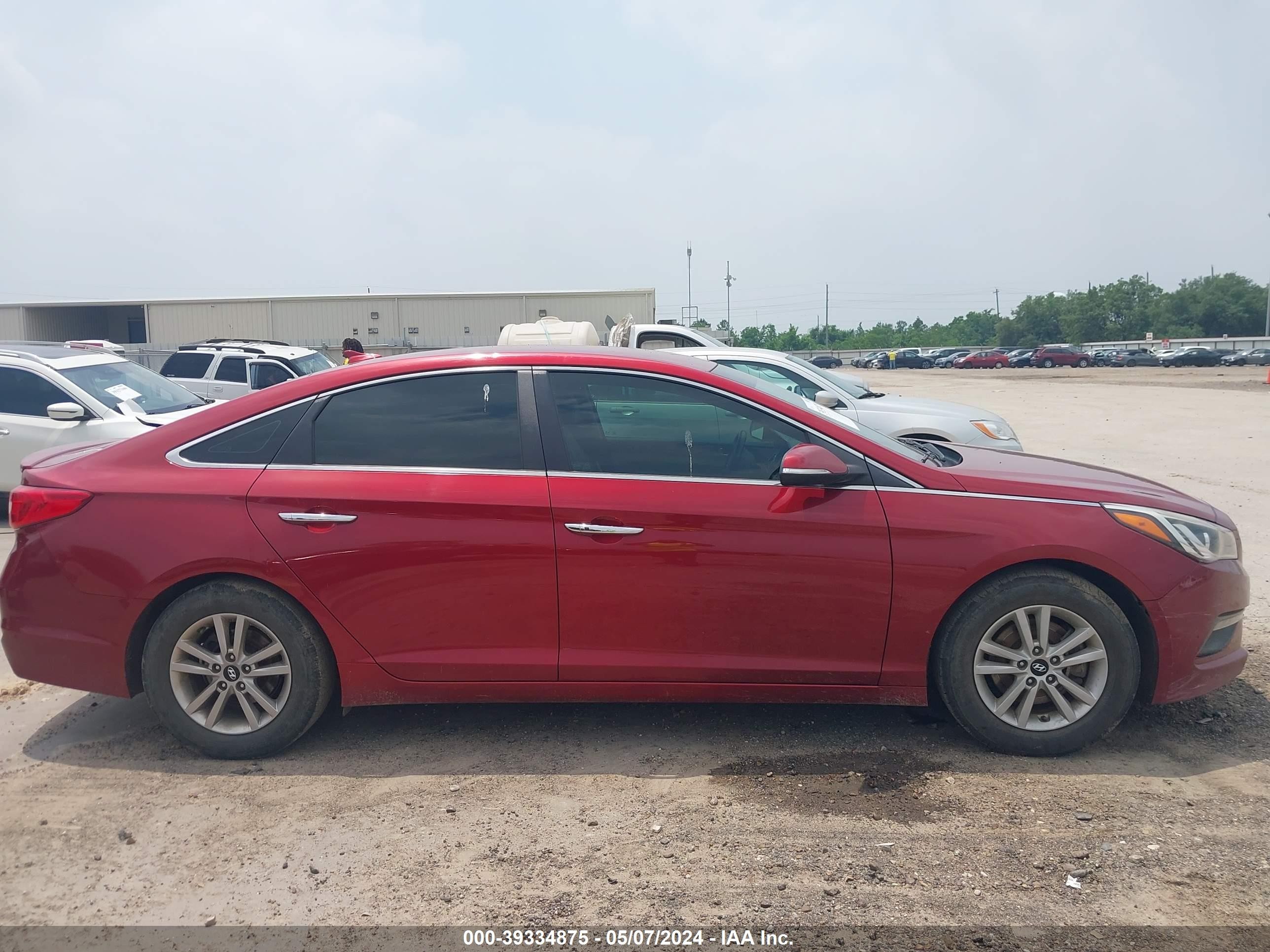 Photo 12 VIN: 5NPE24AA9FH244448 - HYUNDAI SONATA 