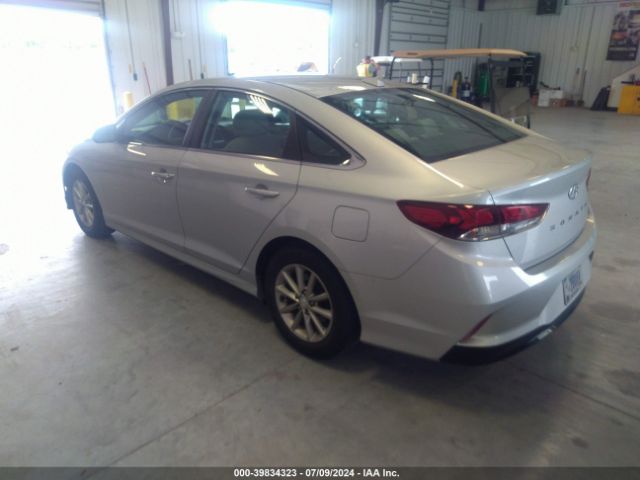 Photo 2 VIN: 5NPE24AA9JH707925 - HYUNDAI SONATA 