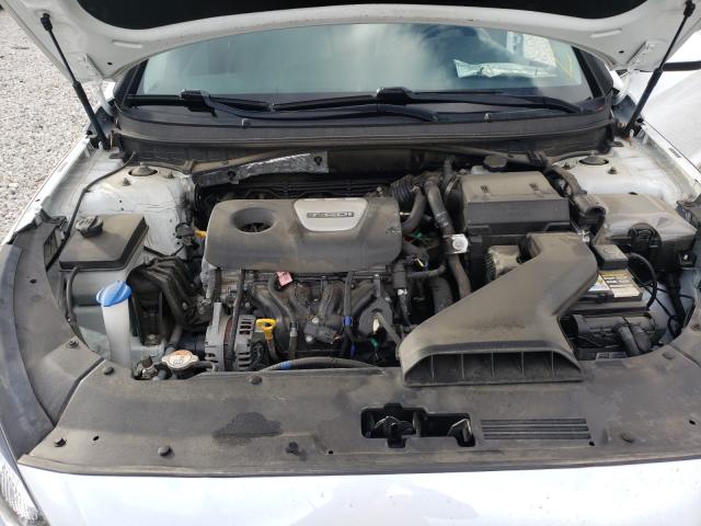 Photo 6 VIN: 5NPE24AA9JH715667 - HYUNDAI SONATA ECO 