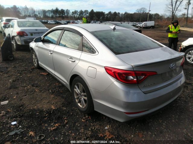 Photo 2 VIN: 5NPE24AF0FH000408 - HYUNDAI SONATA 