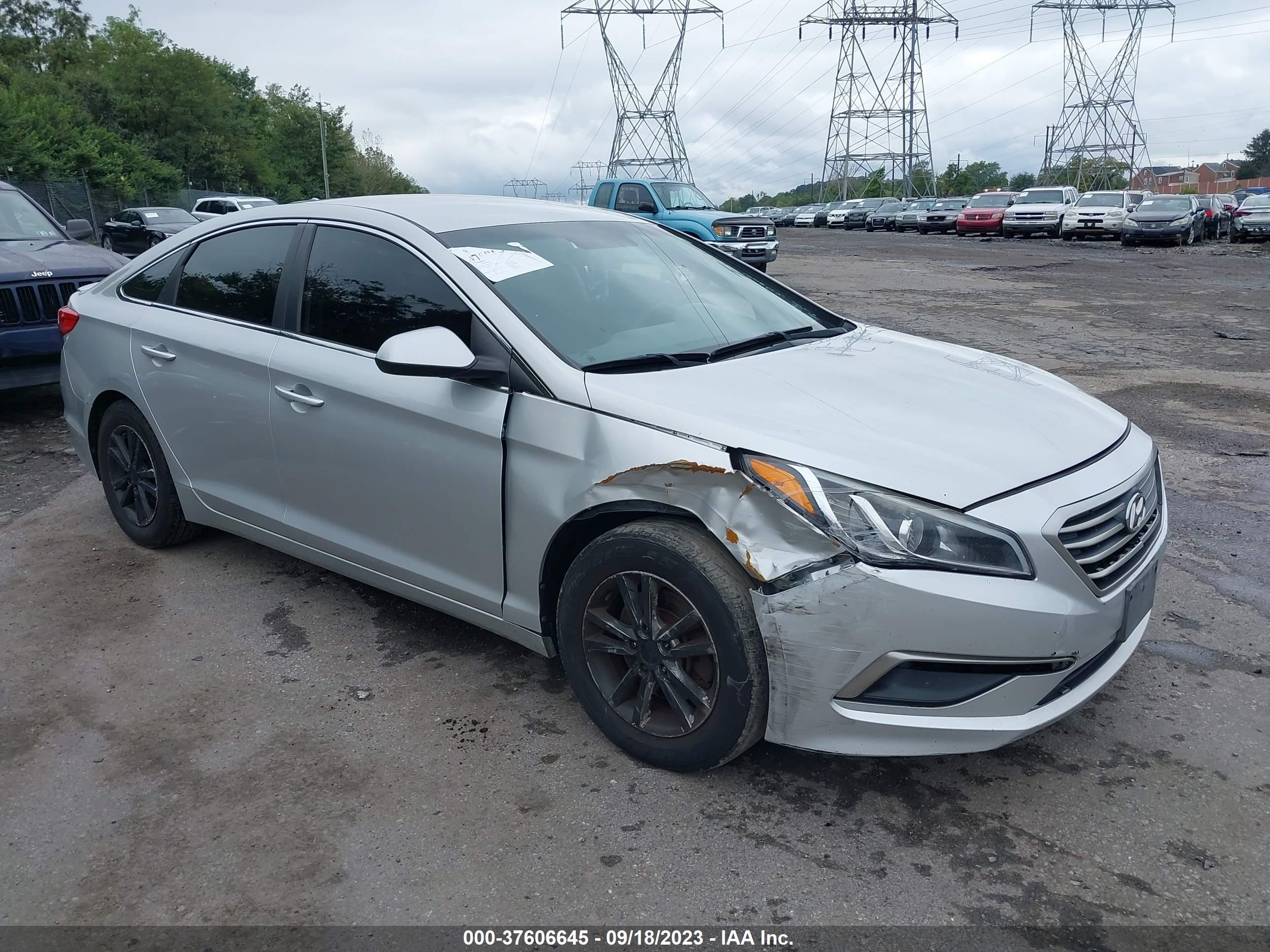 Photo 0 VIN: 5NPE24AF0FH009917 - HYUNDAI SONATA 