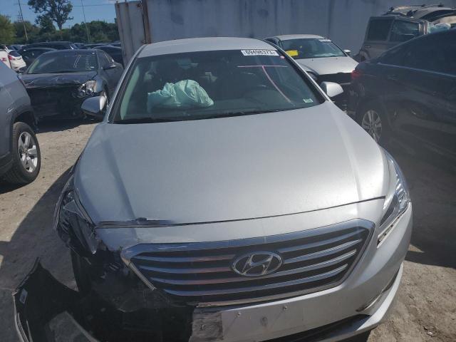 Photo 4 VIN: 5NPE24AF0FH010386 - HYUNDAI SONATA SE 