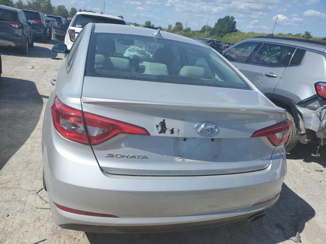 Photo 5 VIN: 5NPE24AF0FH010386 - HYUNDAI SONATA SE 