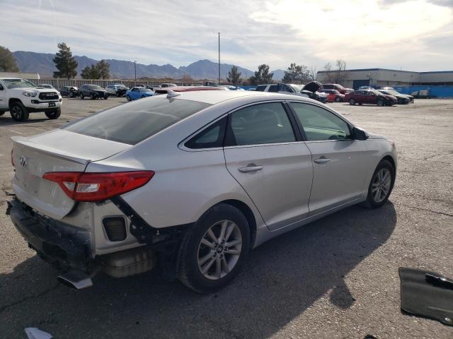 Photo 2 VIN: 5NPE24AF0FH021727 - HYUNDAI SONATA SE 