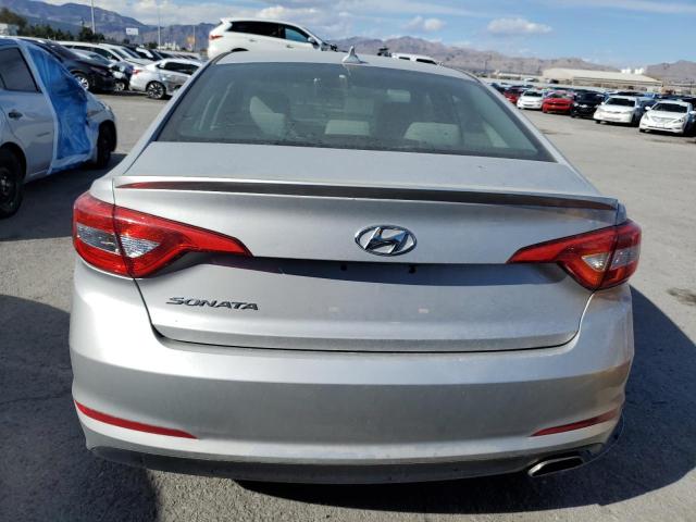 Photo 5 VIN: 5NPE24AF0FH039452 - HYUNDAI SONATA SE 