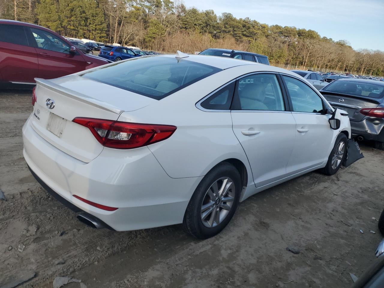 Photo 2 VIN: 5NPE24AF0FH044389 - HYUNDAI SONATA 