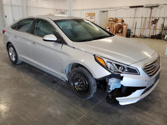 Photo 3 VIN: 5NPE24AF0FH064111 - HYUNDAI SONATA SE 