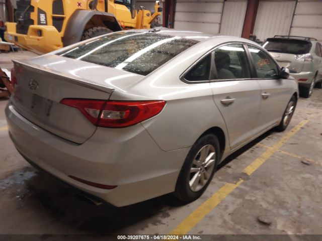 Photo 3 VIN: 5NPE24AF0FH072435 - HYUNDAI SONATA 