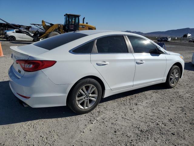 Photo 2 VIN: 5NPE24AF0FH073987 - HYUNDAI SONATA SE 