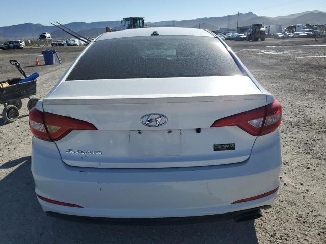 Photo 5 VIN: 5NPE24AF0FH073987 - HYUNDAI SONATA SE 