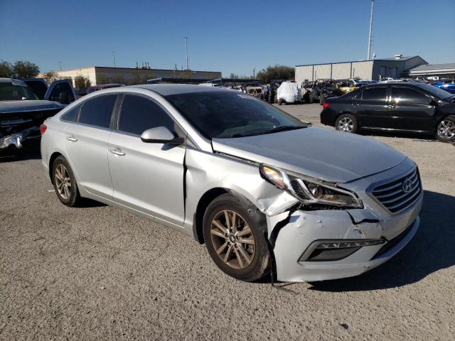 Photo 3 VIN: 5NPE24AF0FH078168 - HYUNDAI SONATA SE 