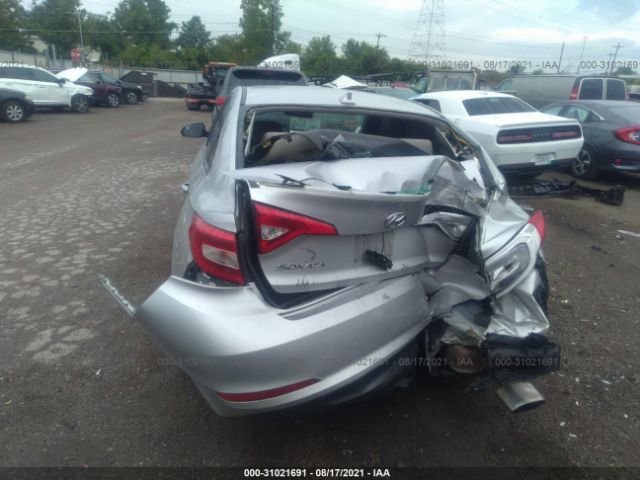 Photo 5 VIN: 5NPE24AF0FH082835 - HYUNDAI SONATA 