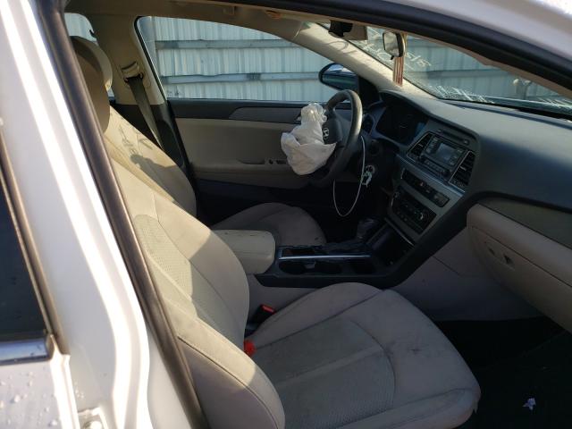 Photo 4 VIN: 5NPE24AF0FH127045 - HYUNDAI SONATA SE 