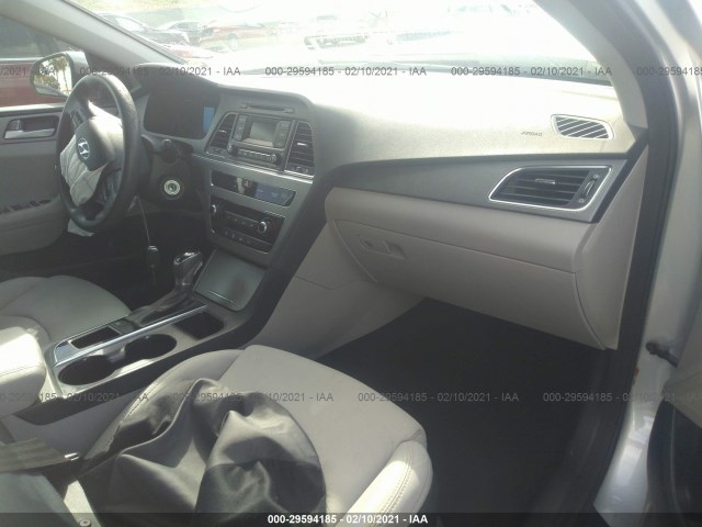 Photo 4 VIN: 5NPE24AF0FH128860 - HYUNDAI SONATA 