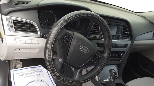 Photo 11 VIN: 5NPE24AF0FH138773 - HYUNDAI SONATA 