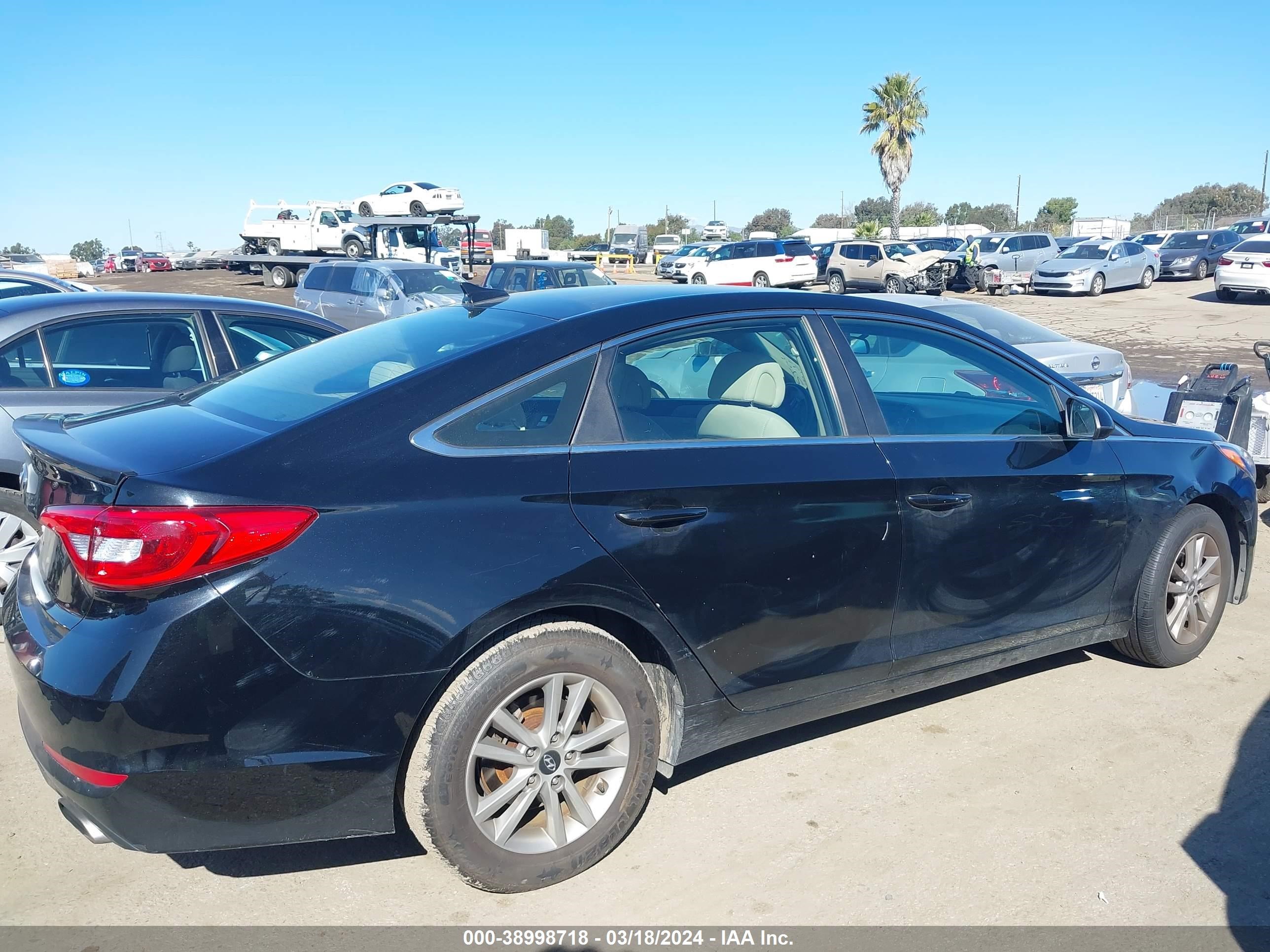 Photo 11 VIN: 5NPE24AF0FH148283 - HYUNDAI SONATA 