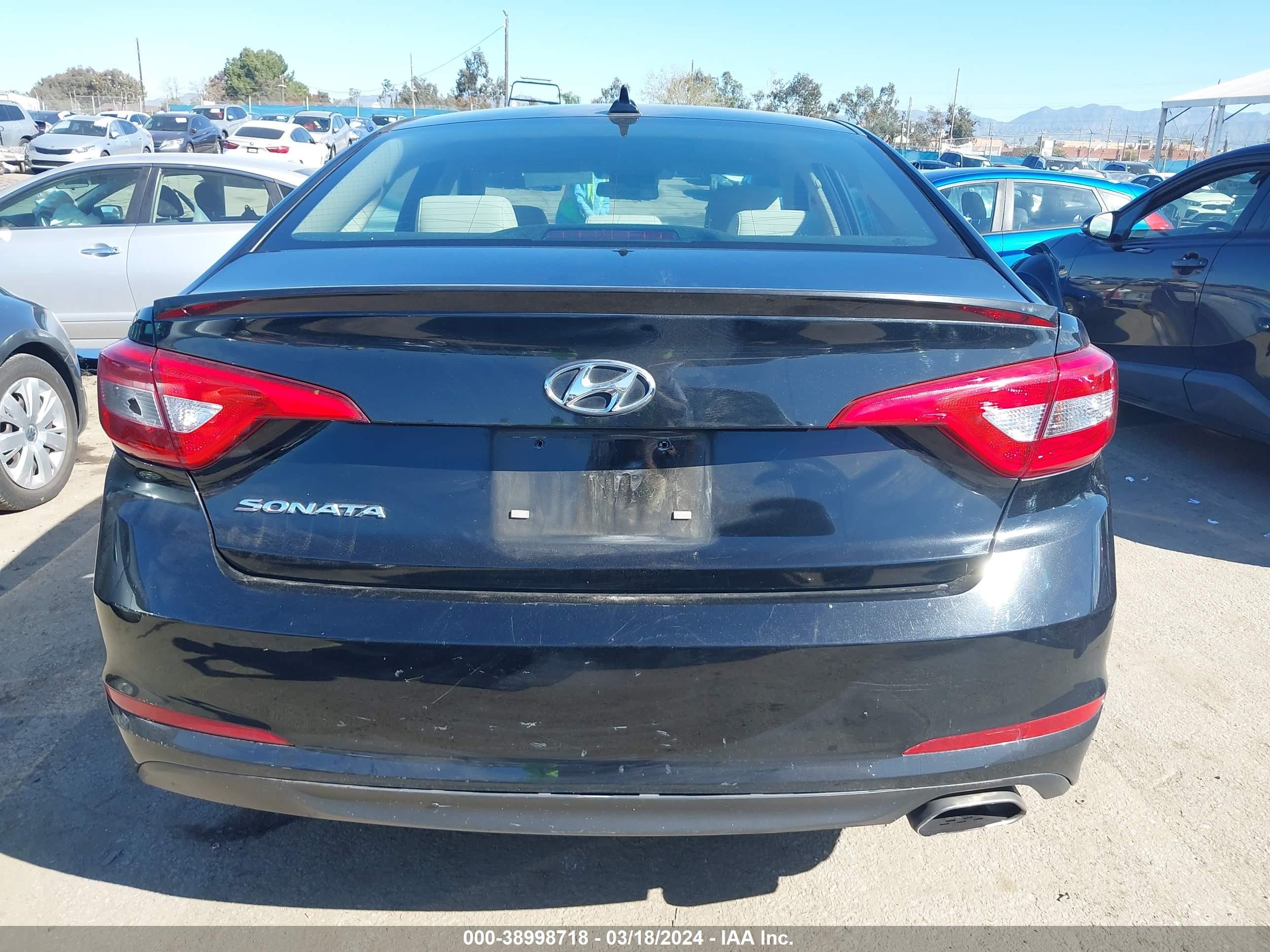 Photo 14 VIN: 5NPE24AF0FH148283 - HYUNDAI SONATA 