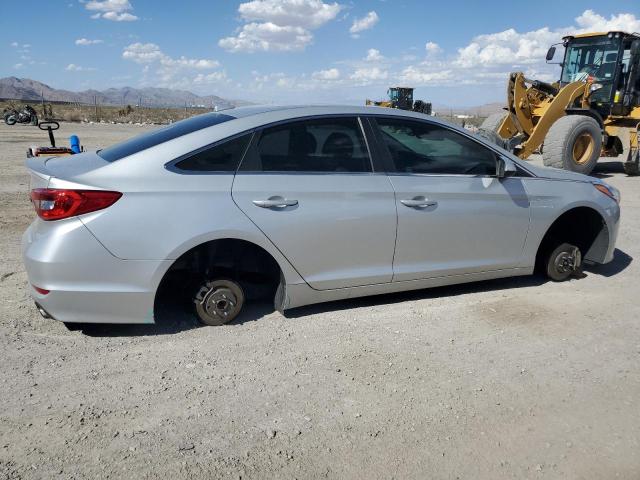 Photo 2 VIN: 5NPE24AF0FH150504 - HYUNDAI SONATA SE 