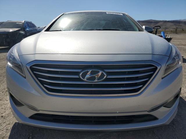 Photo 4 VIN: 5NPE24AF0FH150504 - HYUNDAI SONATA SE 