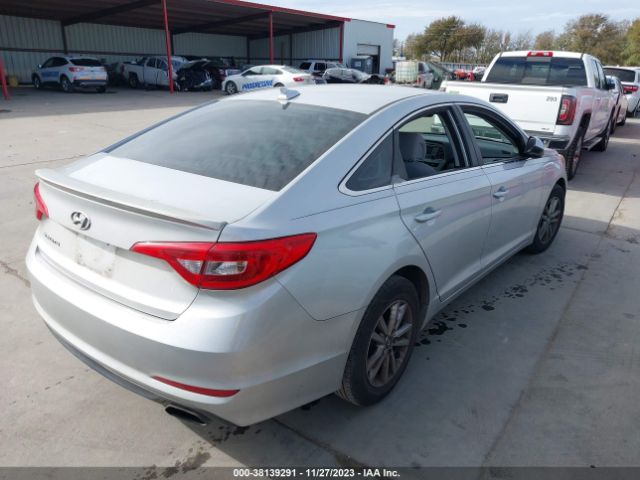 Photo 3 VIN: 5NPE24AF0FH174799 - HYUNDAI SONATA 